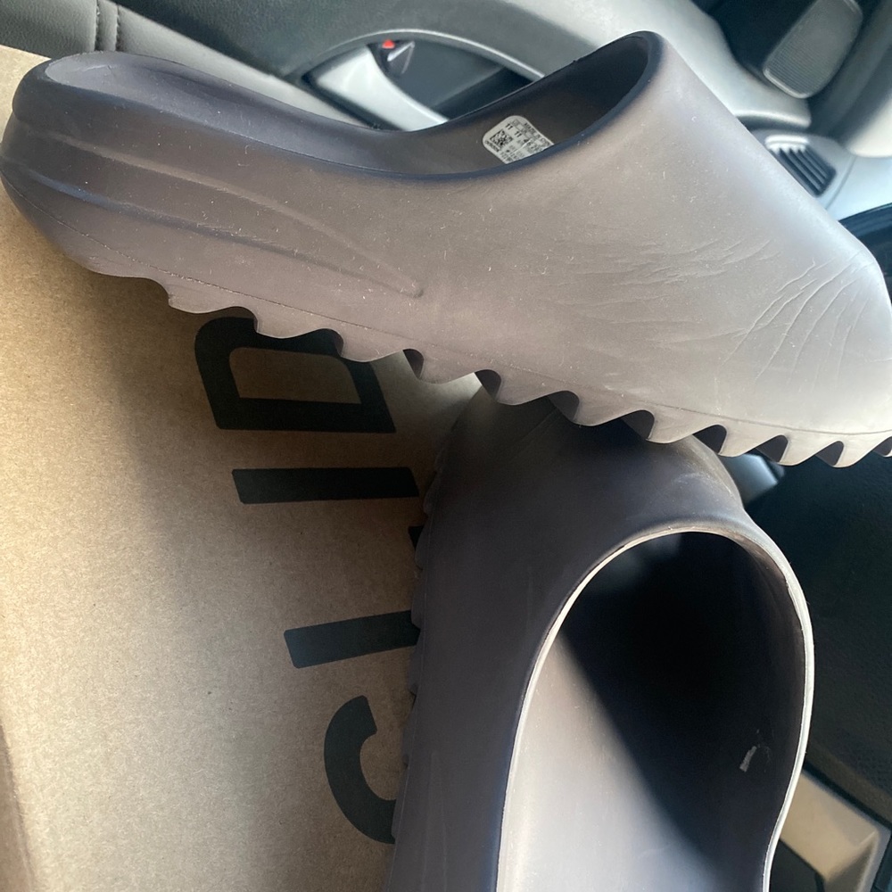 Yeezy Slides
